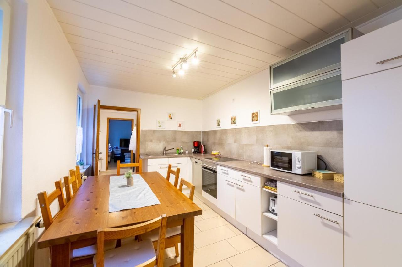 Ferienwohnung Oberhausen Alstaden Екстер'єр фото