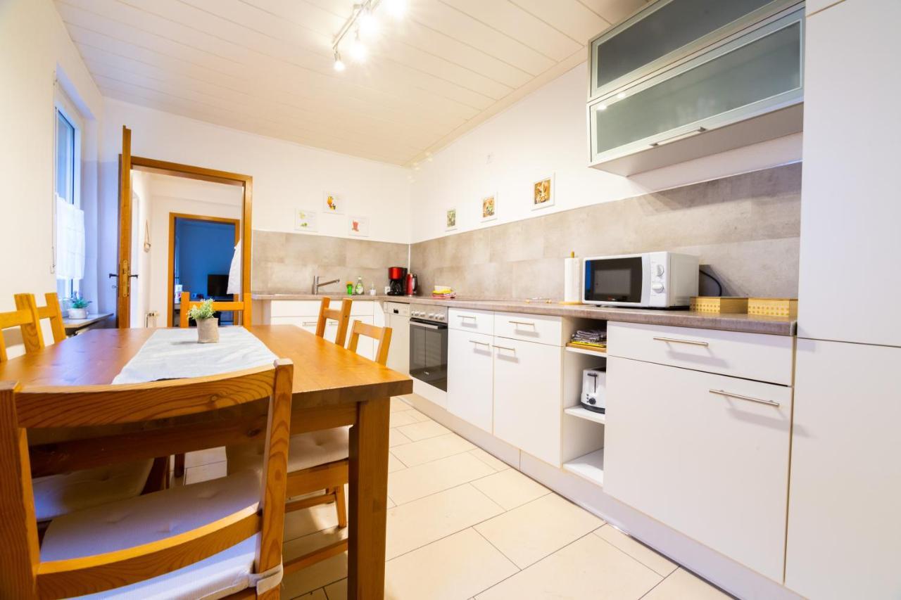 Ferienwohnung Oberhausen Alstaden Екстер'єр фото