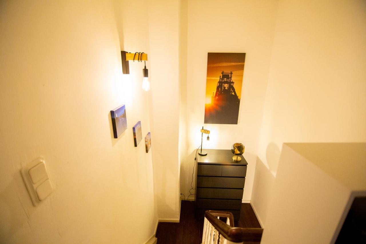 Ferienwohnung Oberhausen Alstaden Екстер'єр фото